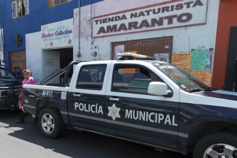 Encuentran camioneta robada