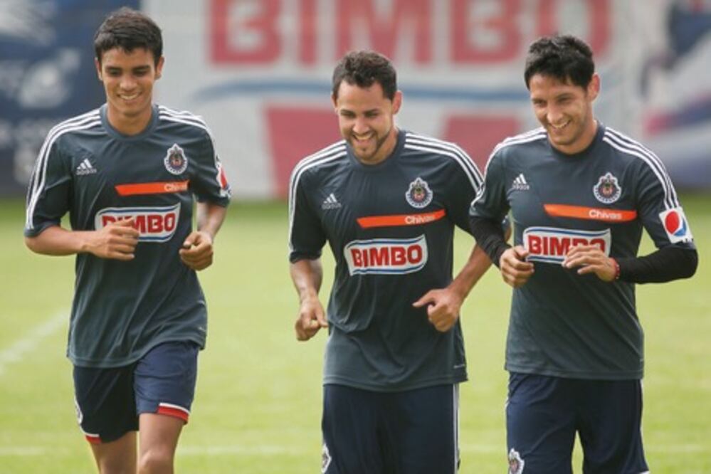 Reyna ve como favorito a Chivas