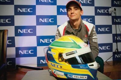 Esteban ya trabaja para seguir en F1