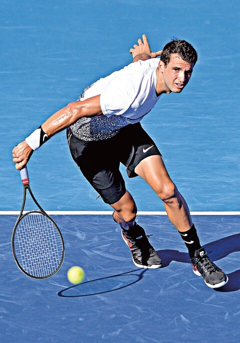 El campeón sufre, pero avanza en Acapulco