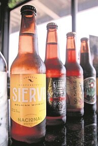 A bajar el calor con una chelita artesanal