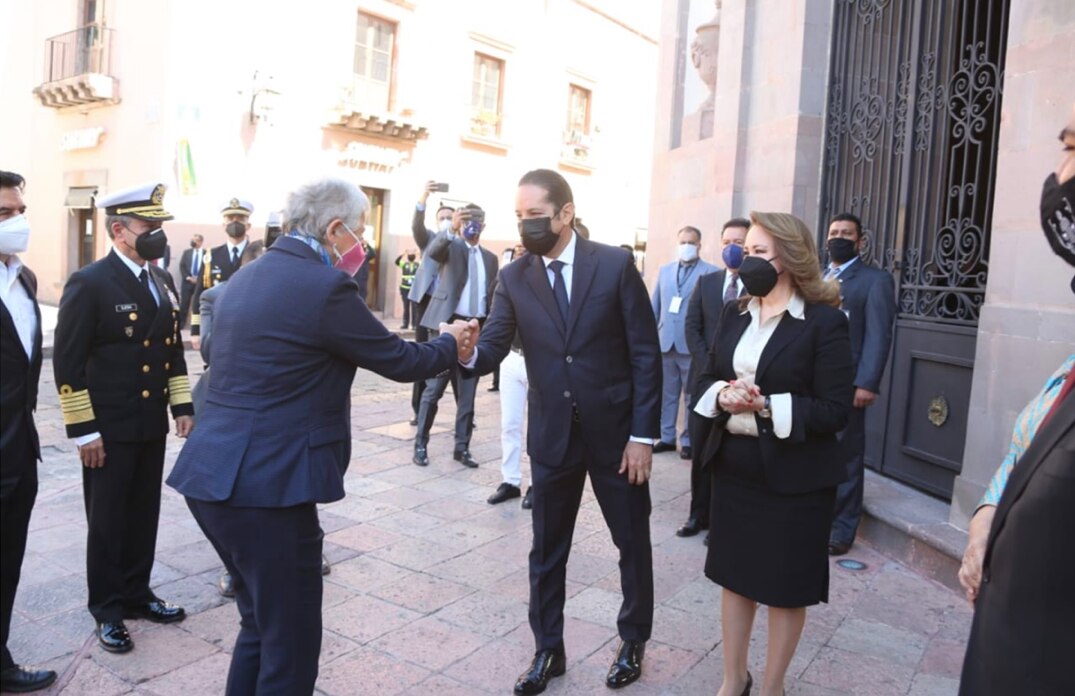 Gobernador de Querétaro llama a un acuerdo nacional para enfrentar juntos el Covid-19