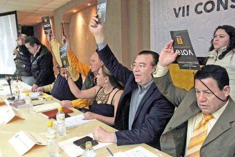 Izquierda 25 años de claroscuros