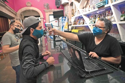 El Zeppelin, el bar que ahora presta su barra a los estudiantes 