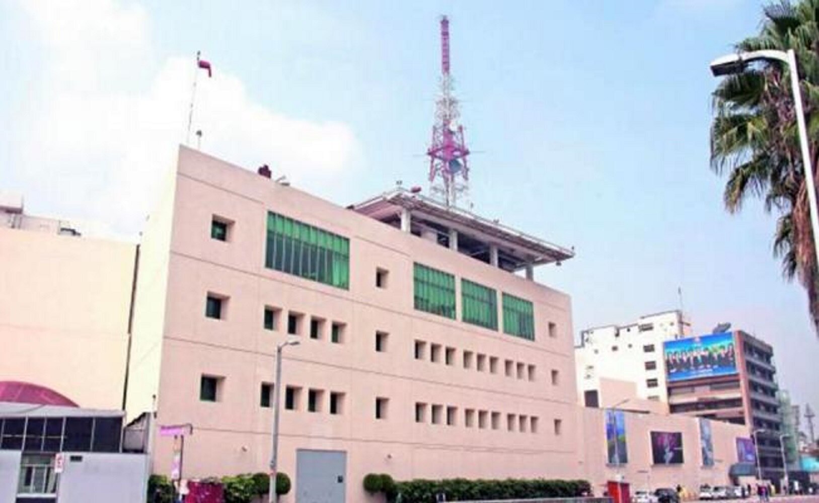 El pago anticipado de las Notas 2018 reducirá el monto de la deuda denominada en dólares