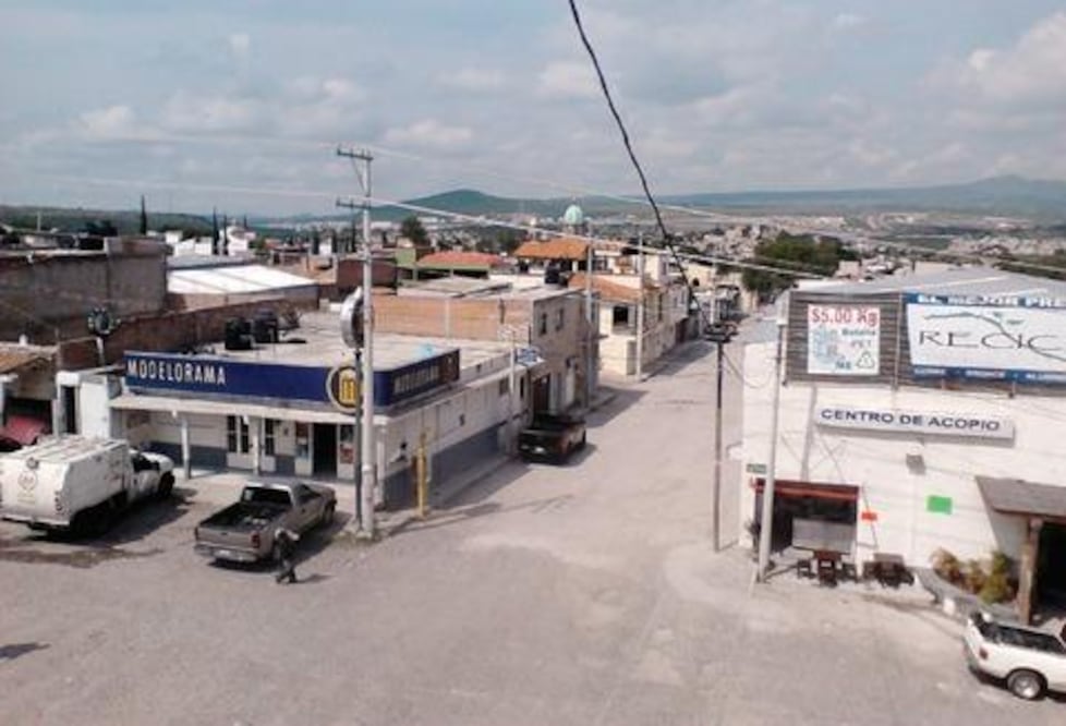 Buscan reducir pleitos entre vecinos de Sta. Rosa Jáuregui