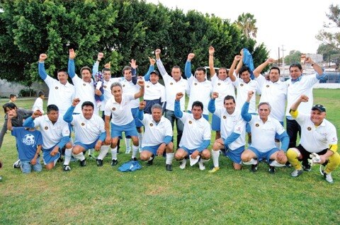 Vanguardia, campeón de la liga máster