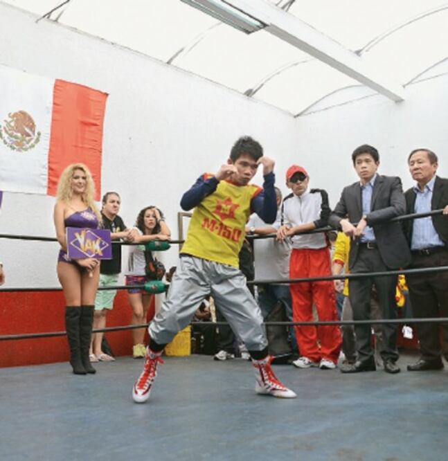 Pronostica nocaut Sor Rungvisai