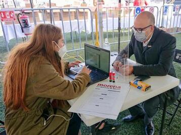 Morenistas persiguen las candidaturas a diputados