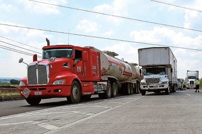 Choferes requieren licencia especial para material peligroso