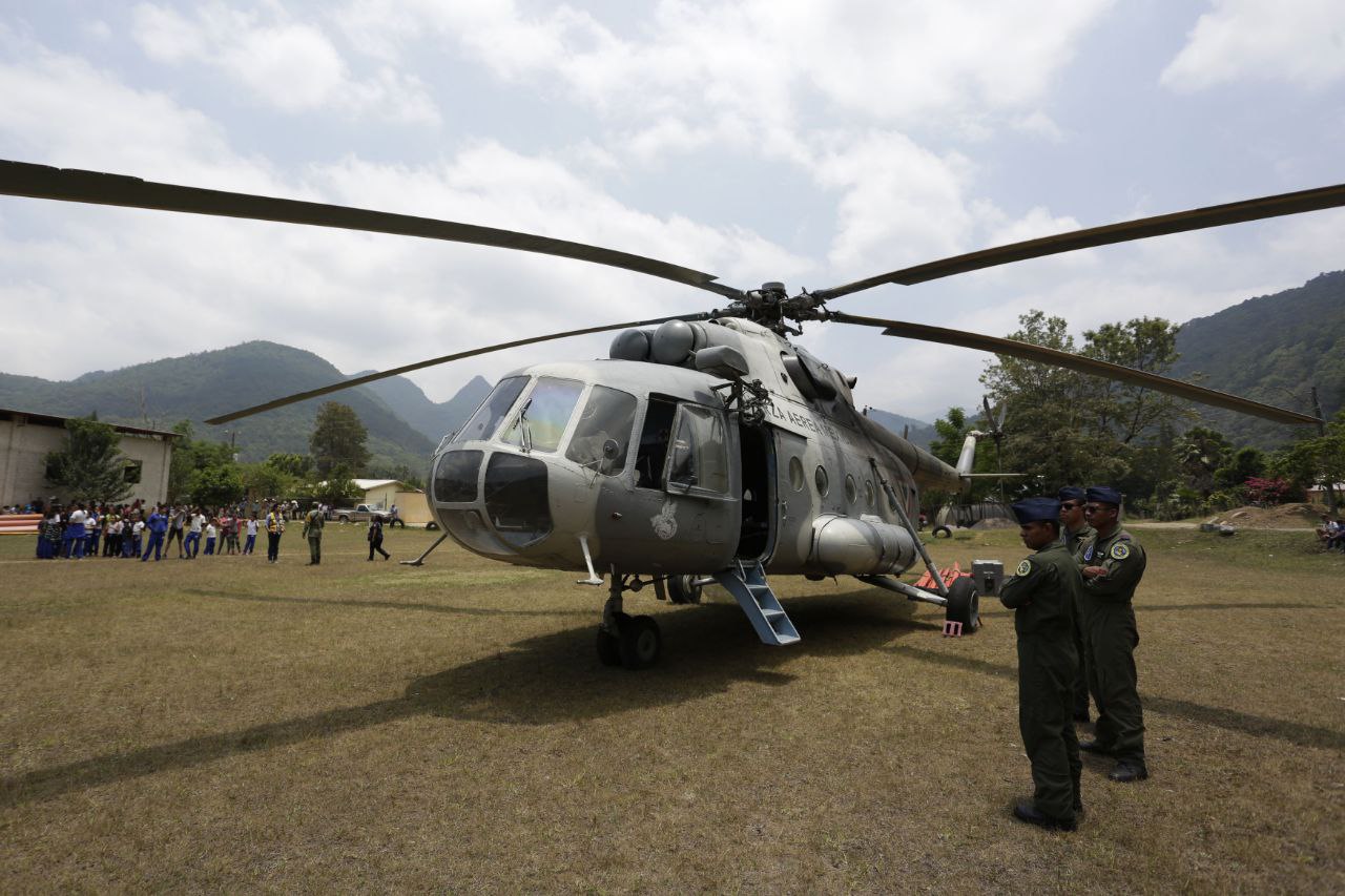 #Avance| Se desploma helicóptero de la Semar en la Sierra Gorda
