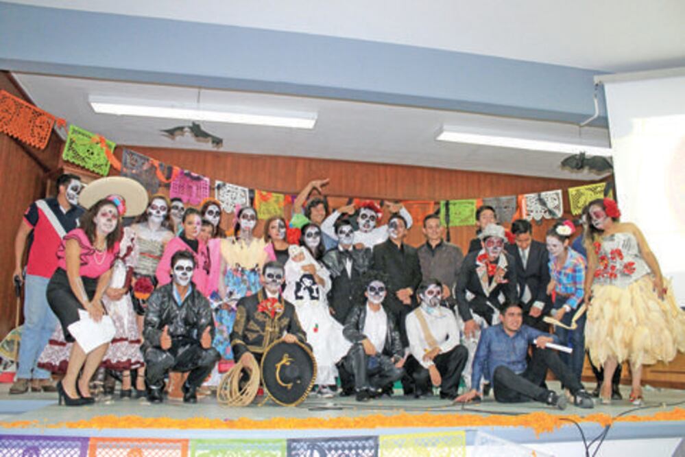 Fomentan tradiciones mexicanas 