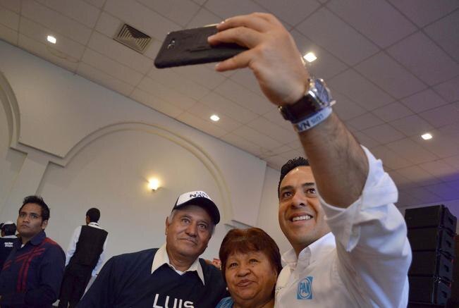 El abanderado del PAN destacó que "en el último año, se han cometido 130 mil delitos, los de mayor incidencia, son el robo parcial de vehículo, robo a casas y comercios". FOTO: Mitzi Olvera