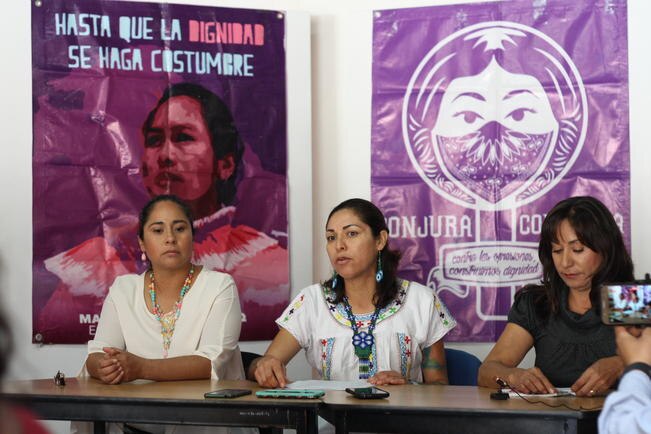 Organización civil denuncia violencia institucional a maestras