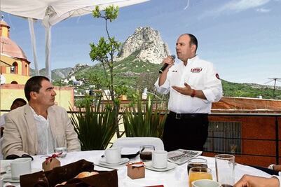 Invertirá 75 mmdp en infraestructura RLV