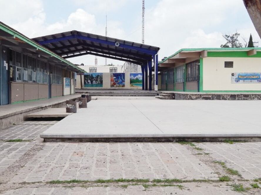 Sólo 50% termina licenciatura en Colón