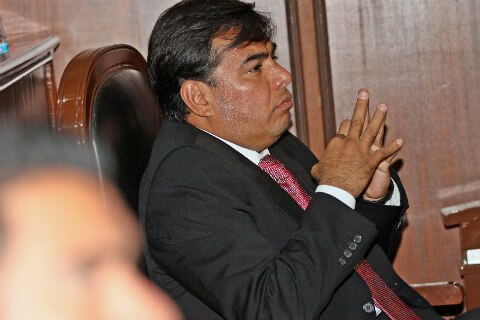 Diputado dice que declinó ir por SJR