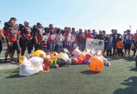 Tazón Navideño de tinte altruista