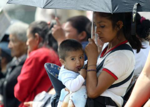 Prevén 25 mil apoyos a madres solteras