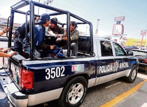 Realizan revisión migratoria en SJR