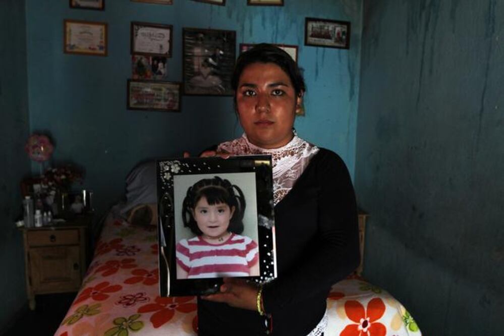 Lizbeth, hermana de la menor María Fernanda, narra que le detectaron leucemia linfoblástica aguda a los seis años, razón por la que falleció hace dos años y situación que puede relacionarse con la contaminación del agua de la comunidad de Guanajuato (CÉS)