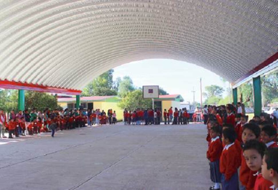 Entregan obras en Purísima de Cubos