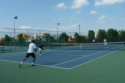 Puerta Real celebra aniversario con torneos