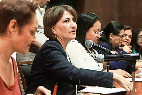 Buscan aumentar participación de mujeres