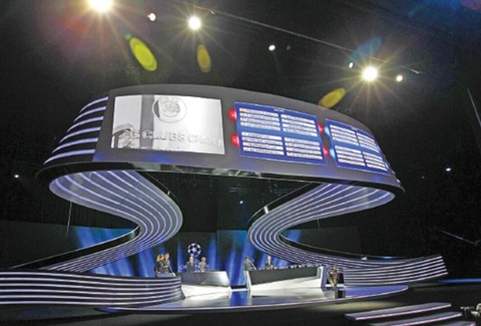 Vela vs. “Chicharito” en la primera ronda