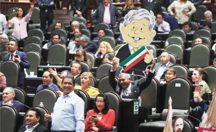 Avalan revocación y ponen a AMLO en la boleta de 2021
