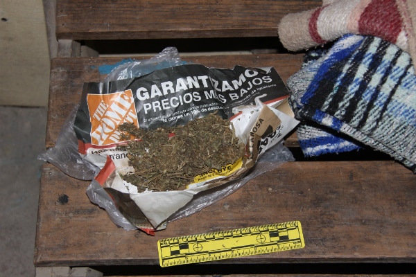 Investigan a sujeto detenido en posesión de droga