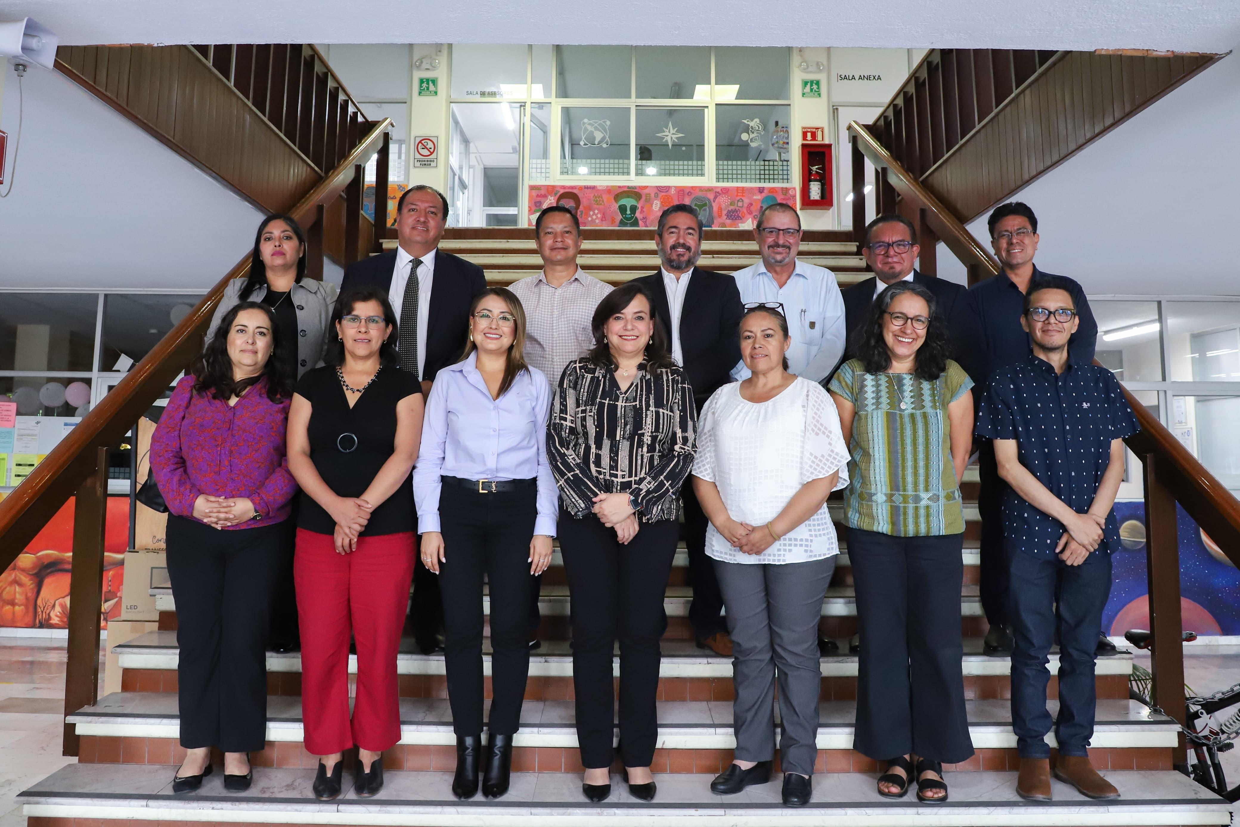 Diputadas acuerdan con la UAQ retirar iniciativa de reforma