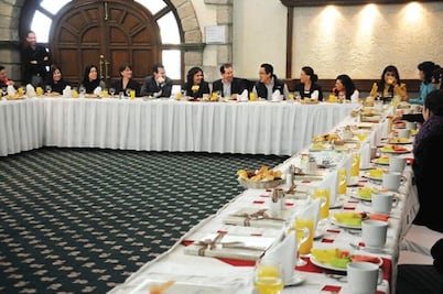 Faltan políticas públicas para la mujer