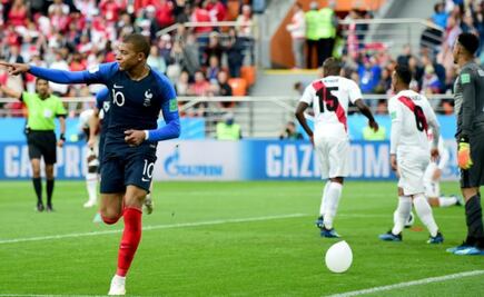 Francia derrota a Perú y avanza a Octavos de Final