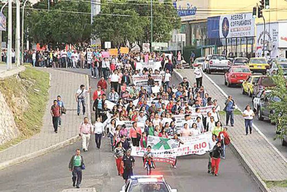 Se intensifica protesta magisterial 