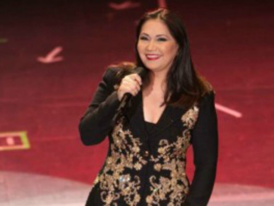 Ana Gabriel complace a fans
