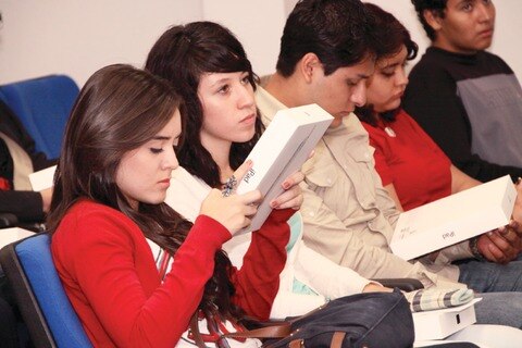 Introduce UVM iPad como herramienta de aprendizaje