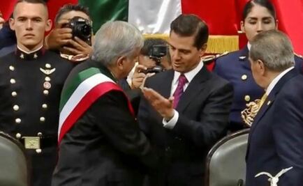 Despiden a EPN tras cantar el Himno Nacional