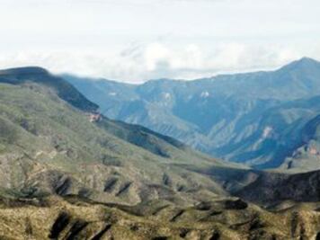 Piden respeto periodistas serranos