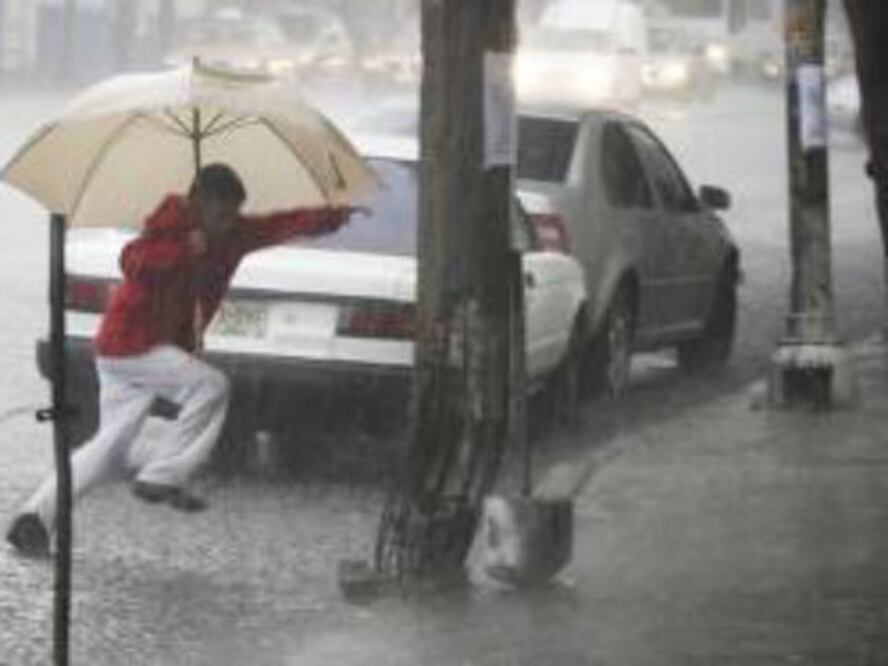 Se preparan para lluvias