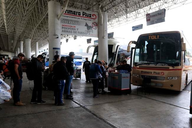 Autobuses promocionan atractivos de la entidad