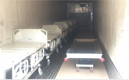 Utilizan tráileres refrigerantes en 16 hospitales para resguardar cadáveres con Covid-19 en Edomex