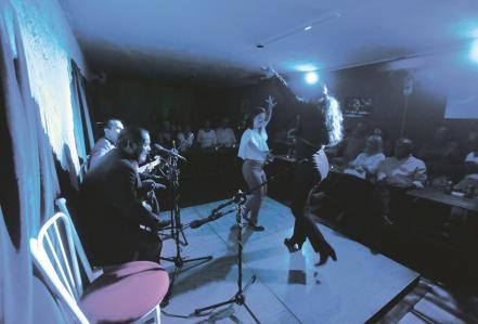 Animada velada de cante y baile