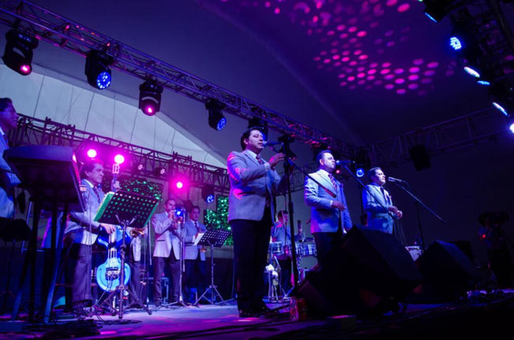 El grupo puso a bailar a todos los presentes. Foto: Román Castillo