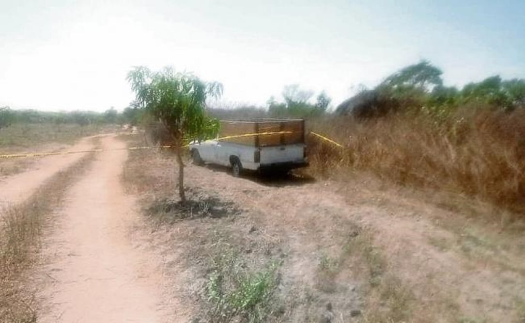 Multihomicidio. En Santo Domingo Zanatepec, Oaxaca, fueron localizados ocho cadáveres en la batea de una camioneta (ESPECIAL)