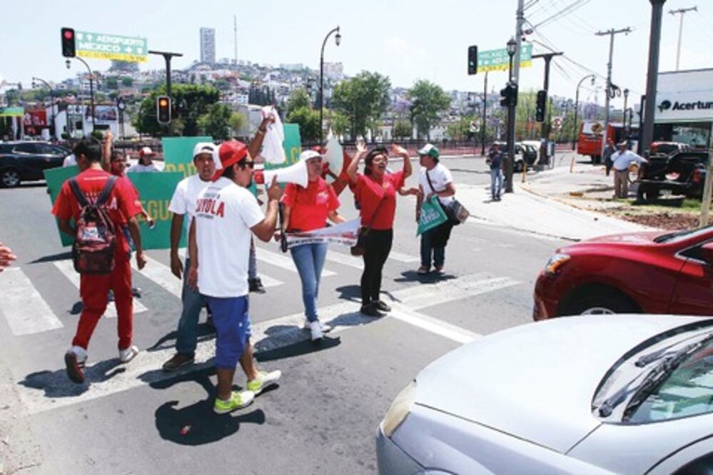 Espíritu joven anima campaña de abanderado tricolor