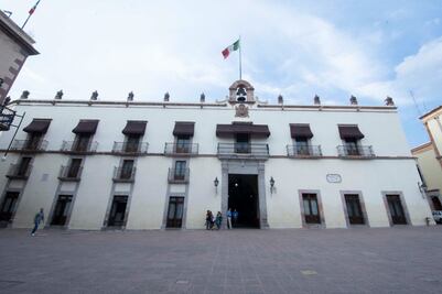 Gobierno estatal y municipios de ponen de acuerdo para no cobrar tanto impuesto en Querétaro