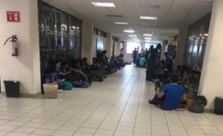 Tras persecución, hombre armado ingresa a universidad en Tamaulipas