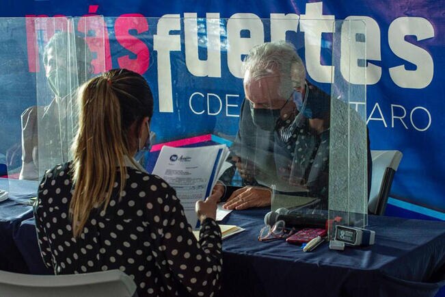 Enrique Vega busca reelegirse como presidente municipal de El Marqués