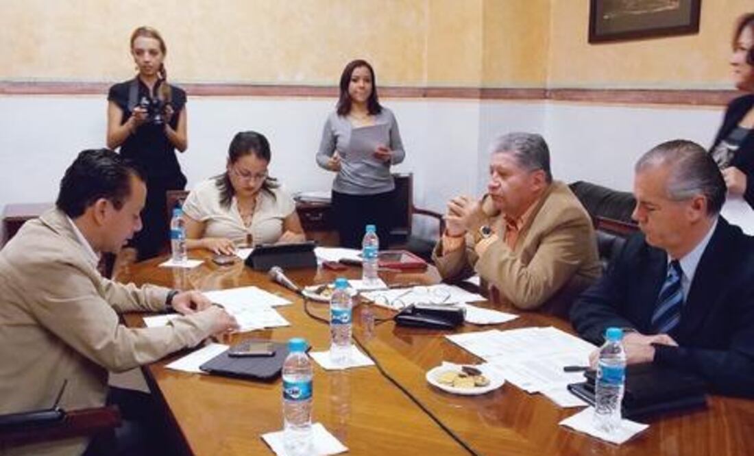 Pérdida de elecciones por desunión